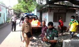 Warga Jombang Ditemukan Tewas Membusuk di Kolong Tempat Tidurnya