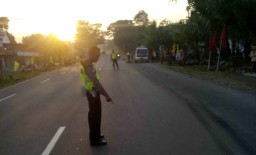 Biker di Ngawi Tewas Usai Motornya Ditabrak Bus