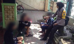 Diduga Mesum di Kamar, Empat Pelajar di Ponorogo Digerebek Warga