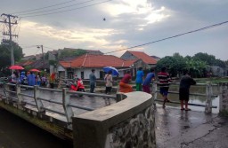 Tiga Anak Dilaporkan Hilang Tenggelam di Sungai Pucang Sidoarjo