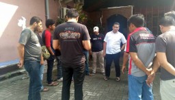 Sebelum Mayatnya Dibakar, Juragan Rongsokan Dibunuh di Rumah Pelaku