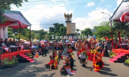 Pawai Etnik Carnival, dari Trenggalek untuk Indonesia