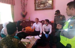 Sebelum Tewas Bersimbah Darah, Pria di Blitar Sempat Ingin Bunuh Diri