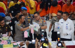 Terlibat Kasus Narkoba, 200 Orang Ditangkap Polrestabes Surabaya
