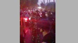 Keributan di Posko Penyekatan Suramadu, Brimob Tembakkan Gas Air Mata