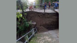 Sungai di Ponorogo Meluap, Jembatan Penghubung 2 Desa Ambrol