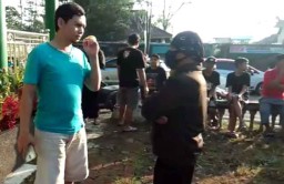 Warga Amankan 2 Anak Diduga Kembar yang Curi Uang Kotak Amal Musala di Malang