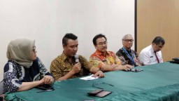 Dokter Perkirakan Wali Kota Risma Dirawat di ICU Selama Sepekan