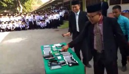 Beredar Video HP Santri Ponpes Ngabar Ponorogo Dihancurkan Pakai Palu
