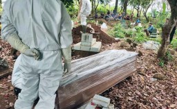 Viral Jenazah Pasien Diabetes Dimakamkan dengan Protokol Covid-19