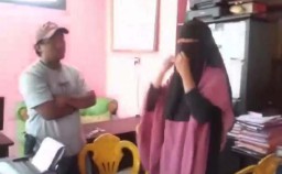 Geger Crosshijaber, Beredar Video Waria Berhijab Ditangkap