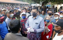 Pengunjung Pasar Hewan di Kota Probolinggo Wajib Pakai Masker