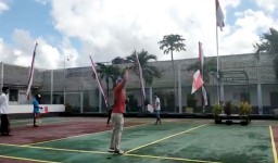 Warga Binaan Lapas Banyuwangi Terbangkan 75 Layang-layang Merah Putih