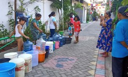 Warga Jangkungan Surabaya Kesulitan Air Bersih, Ini Langkah Pemkot