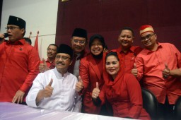  Gus Ipul-Puti Bakal Bertemu 3.000 Kader PDIP di Surabaya,  Ada Apa?