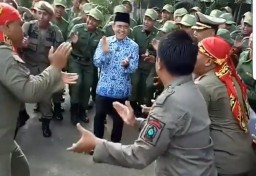 Bupati Anas Minta Satpol di Banyuwangi Lebih Tegas tapi Humanis