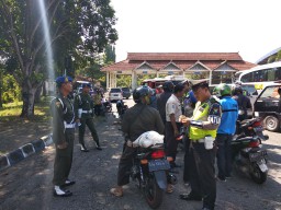 Operasi Patuh Semeru di Madiun: Pelanggar Pilih Sidang di Tempat
