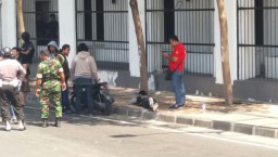 3 Orang Diamankan Polisi dari Akses Menuju Mapolrestabes Surabaya