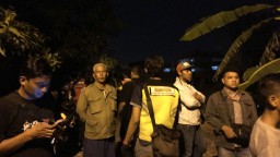 Misteri Wanita Memasuki Gang Makam di Tengah Isu Terduga Teroris
