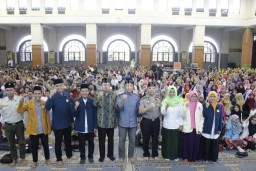 Menpora Kukuhkan Laskar Pemuda Masjid Anti Radikalisme di Surabaya