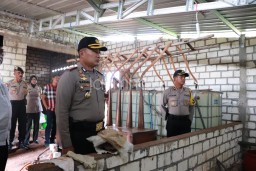 Berita Foto: Home Industry Miras di Tuban yang Digerebek Polisi