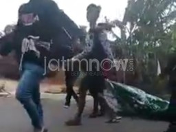 PSHT dan NU Nganjuk Serahkan Pengusutan Kasus Pengerusakan Atribut NU