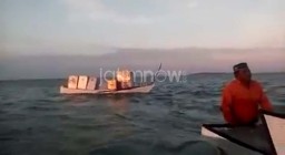 Perahu Pengangkut Kotak Suara Pilkada Karam di Raas Sumenep