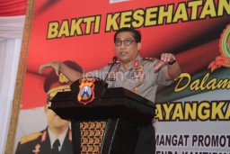 Berita Foto: RS Bhayangkara Polda Jatim Gelar Baksos Kesehatan
