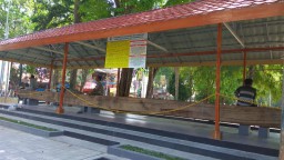 Jangan Kotori Taman Mbah Balok
