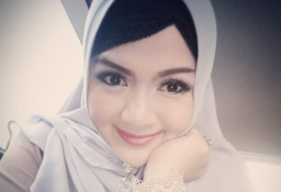 Dulu Alergi Politik, Sekarang Host Cantik TV ini Nyaleg Lewat PAN