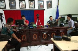 Layanan Jemput Bola: 255 Pelajar SMA di Surabaya Sudah Rekam e-KTP
