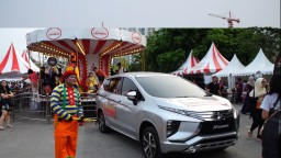 Meriahnya Xpander Tons of Real Happiness di Surabaya