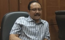 Gus Ipul Berharap UAS Tak Batalkan Dakwah ke Jawa Timur
