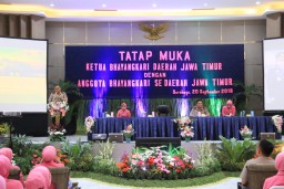 Tatap Muka Bhayangkari se Jatim, Kapolda: Terimakasih Dukung Suami