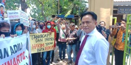 Ditagih Demonstran Korban Sipoa, Yusril: Kita ke Bareskrim dan KPK