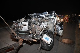  Mobil Kapolres Tulungagung Tabrak Truk, Istri dan Ajudan Meninggal