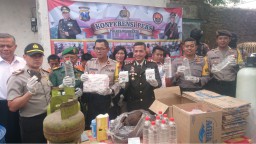 Kasus Penggerebekan Miras, Polisi Usut 1 Orang Buron Ber-KTP Polri