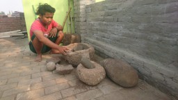 Arkeolog Teliti Lokasi Penemuan Sarkofagus