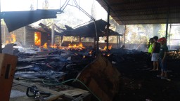 Gudang Mebel di Probolinggo Ludes Terbakar