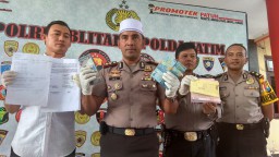 Camat Tertangkap Pungli, Dewan Minta Bupati Blitar Awasi Kinerja ASN