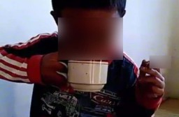 Miris, Video Bocah Ngopi Sambil Merokok Menyebar Luas