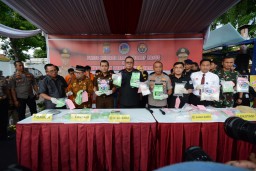 Gerebek Indekos di Surabaya, Polisi Sita 4.7 Kg Sabu dan 7.700 Ekstasi