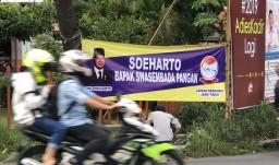 Spanduk Soeharto di Surabaya Dinilai Upaya Galang Pro Orba