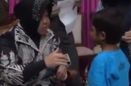 Bocah yang Bikin Terpingkal dan Diangkat Anak Bu Risma itu Fikri