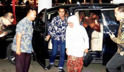 Misteri di Balik Baju Pelantikan yang Akan Dipakai Khofifah