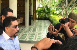 Tim Jokowi: Tahan Penyebar Hoaks Pemerintah Legalkan Zina