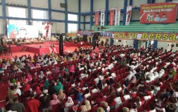 Foto: Kampanye 01 di Lamongan Disuguhi Simulasi Coblos Jokowi