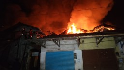 Pasar Lawang Terbakar,  Kedatangan  Damkar Dikeluhkan