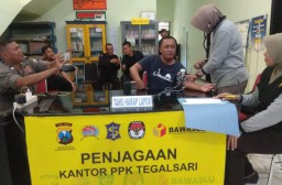 Layanan Kesehatan untuk Anggota Polisi Pengaman Pemilu di Surabaya