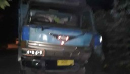 Avanza Tabrak Truk di Ngawi, Teresia Diduga Tak Kuasai Medan